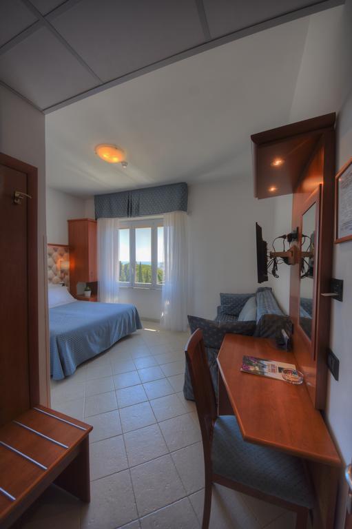 Hotel Noris Finale Ligure Exteriör bild