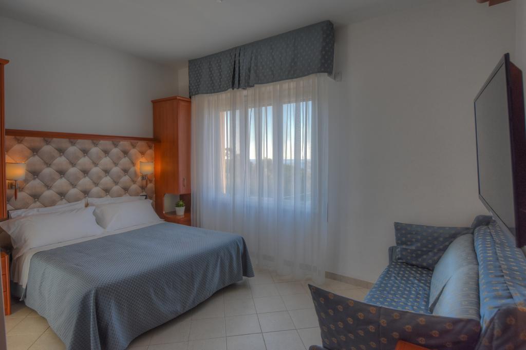 Hotel Noris Finale Ligure Exteriör bild