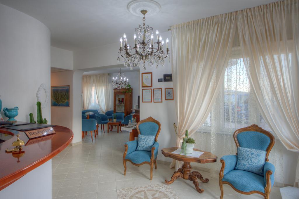 Hotel Noris Finale Ligure Exteriör bild